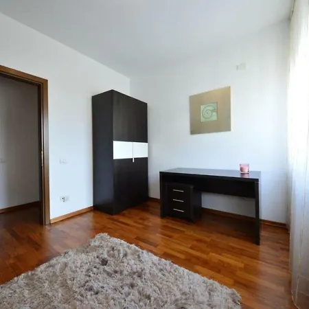 Apartment Herastrau Park Deluxe French Town Bucharest