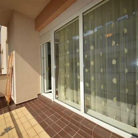 Herastrau Park Deluxe French Town Apartment
